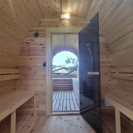 Loft Apartment Mit Grosser Badewanne B Mugeln Exteriör bild